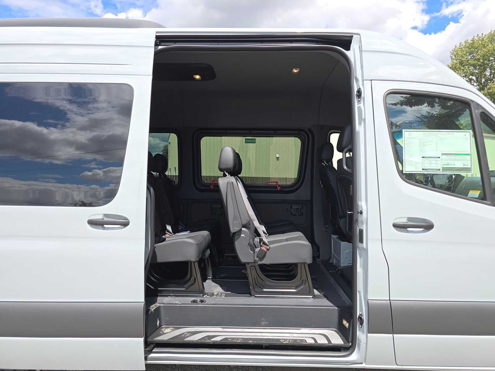2026 Mercedes-Benz Sprinter Passenger Van 2500 Standard Roof I4 Diesel HO 144 AWD