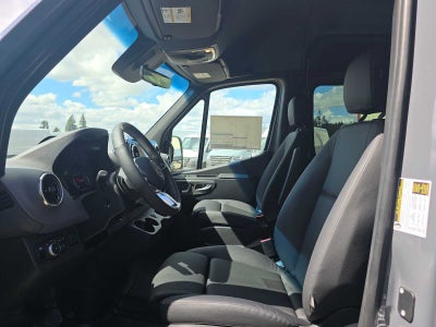 2026 Mercedes-Benz Sprinter Passenger 2500 Standard Roof I4 Diesel HO 144 AWD