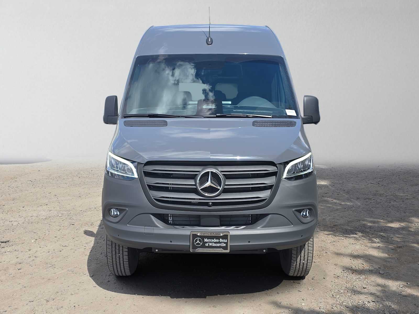 2026 Mercedes-Benz Sprinter Passenger 2500 Standard Roof I4 Diesel HO 144 AWD