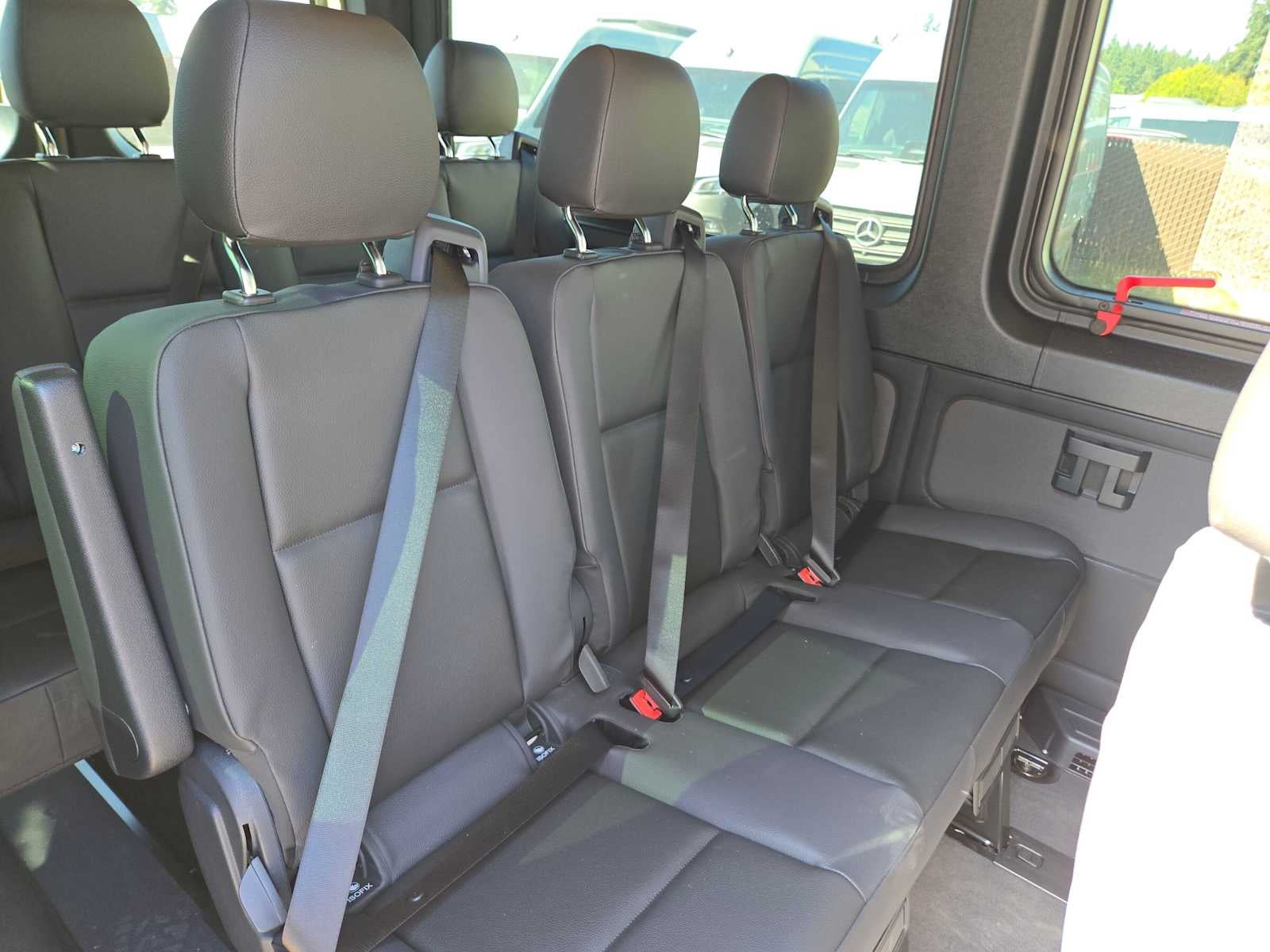 2026 Mercedes-Benz Sprinter Passenger 2500 Standard Roof I4 Diesel HO 144 AWD