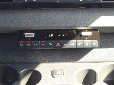 2026 Mercedes-Benz Sprinter Passenger 2500 Standard Roof I4 Diesel HO 144 AWD