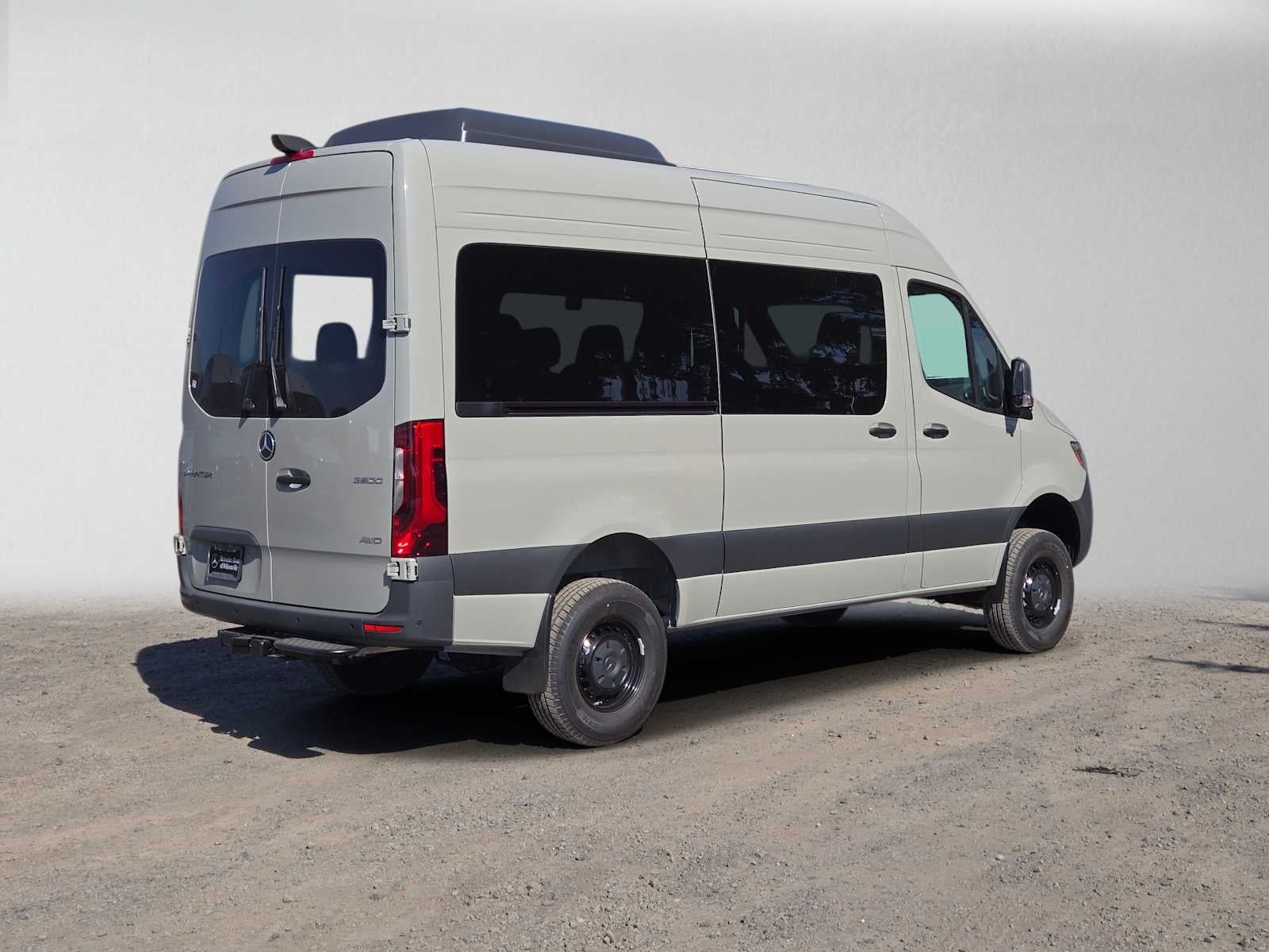 2026 Mercedes-Benz Sprinter Passenger 2500 Standard Roof I4 Diesel HO 144 AWD