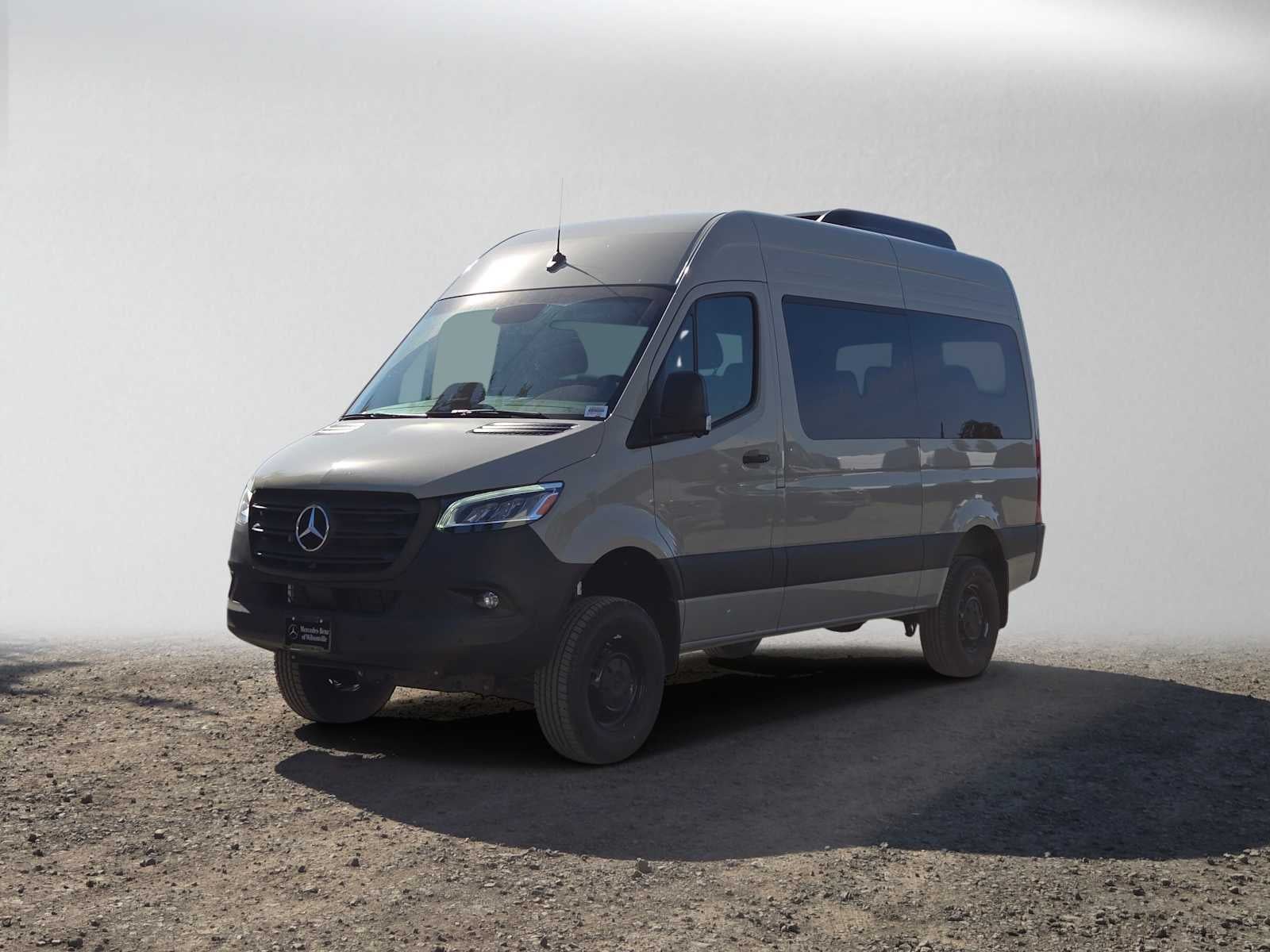 2026 Mercedes-Benz Sprinter Passenger 2500 Standard Roof I4 Diesel HO 144 AWD