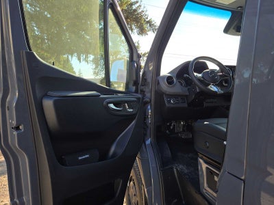 2026 Mercedes-Benz Sprinter Passenger 2500 Standard Roof I4 Diesel HO 144 AWD