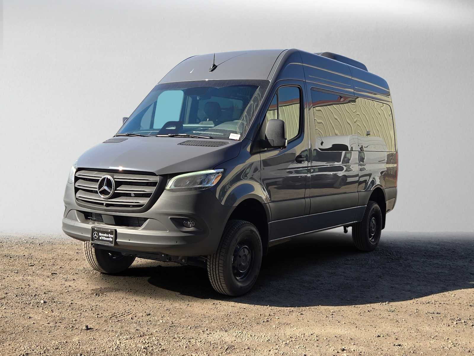 2026 Mercedes-Benz Sprinter Passenger 2500 Standard Roof I4 Diesel HO 144 AWD