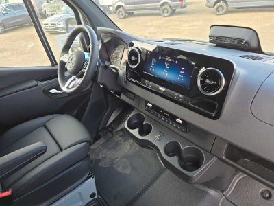2026 Mercedes-Benz Sprinter Passenger 2500 Standard Roof I4 Diesel HO 144 AWD