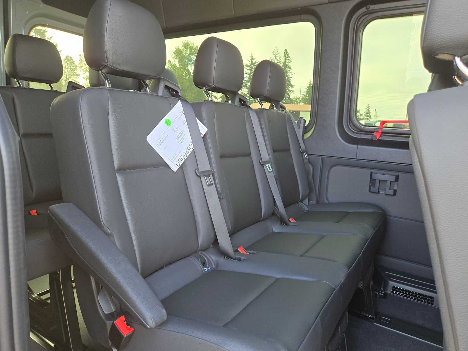 2026 Mercedes-Benz Sprinter Passenger 2500 Standard Roof I4 Diesel HO 144 AWD
