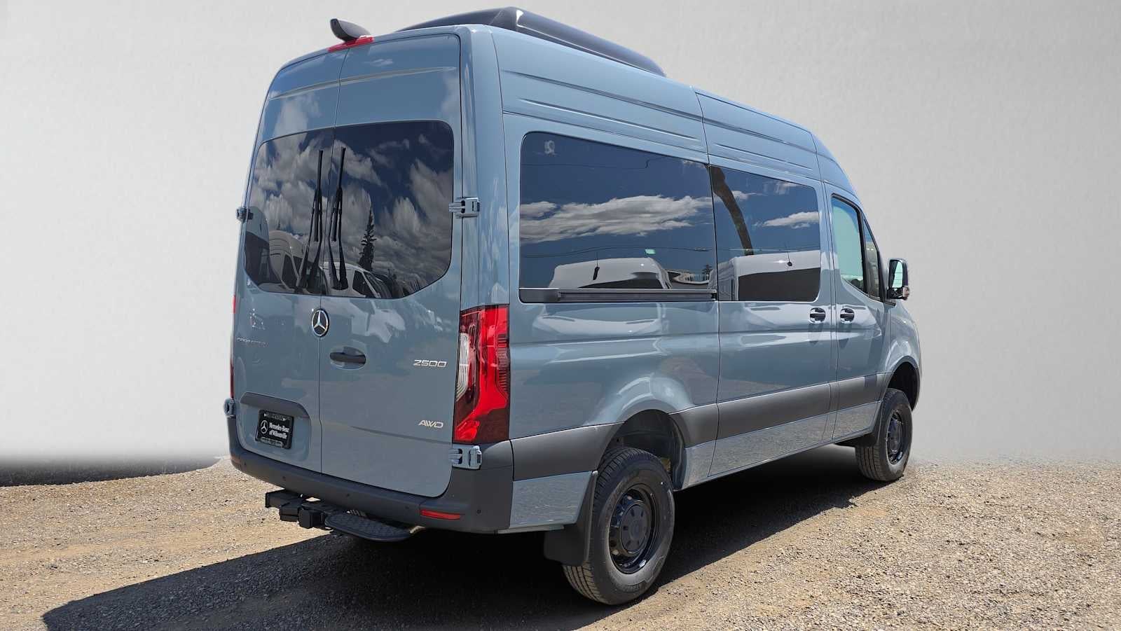 2026 Mercedes-Benz Sprinter Passenger Van 2500 Standard Roof I4 Diesel HO 144 AWD