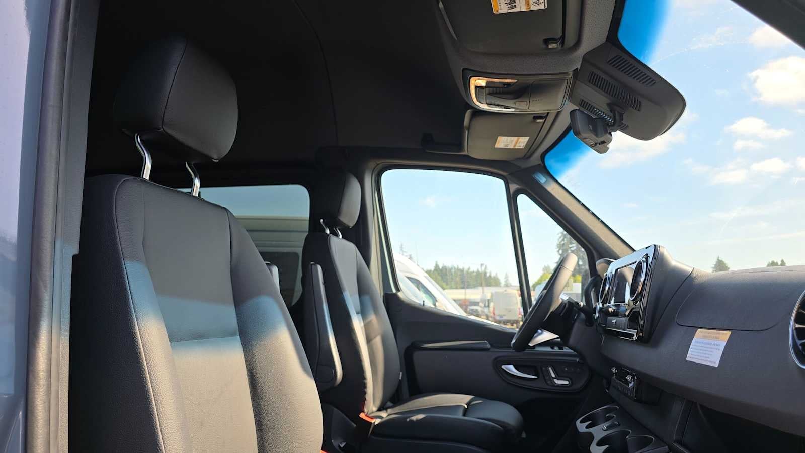 2026 Mercedes-Benz Sprinter Passenger Van 2500 Standard Roof I4 Diesel HO 144 AWD