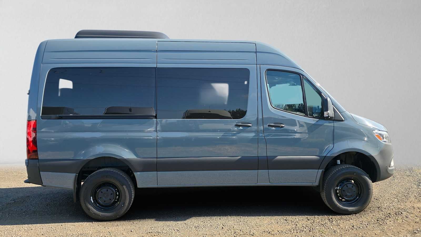 2026 Mercedes-Benz Sprinter Passenger Van 2500 Standard Roof I4 Diesel HO 144 AWD