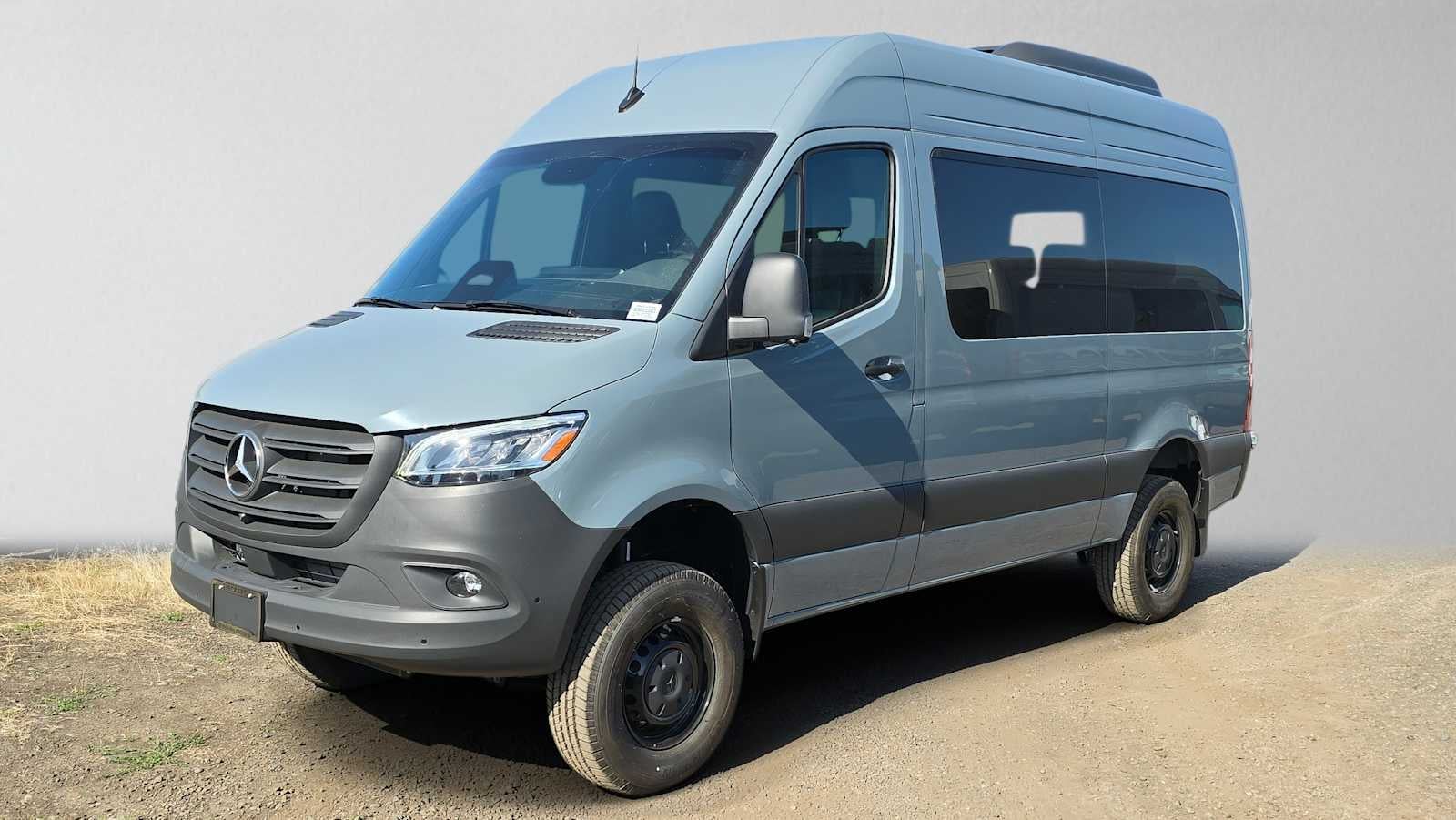 2026 Mercedes-Benz Sprinter Passenger Van 2500 Standard Roof I4 Diesel HO 144 AWD