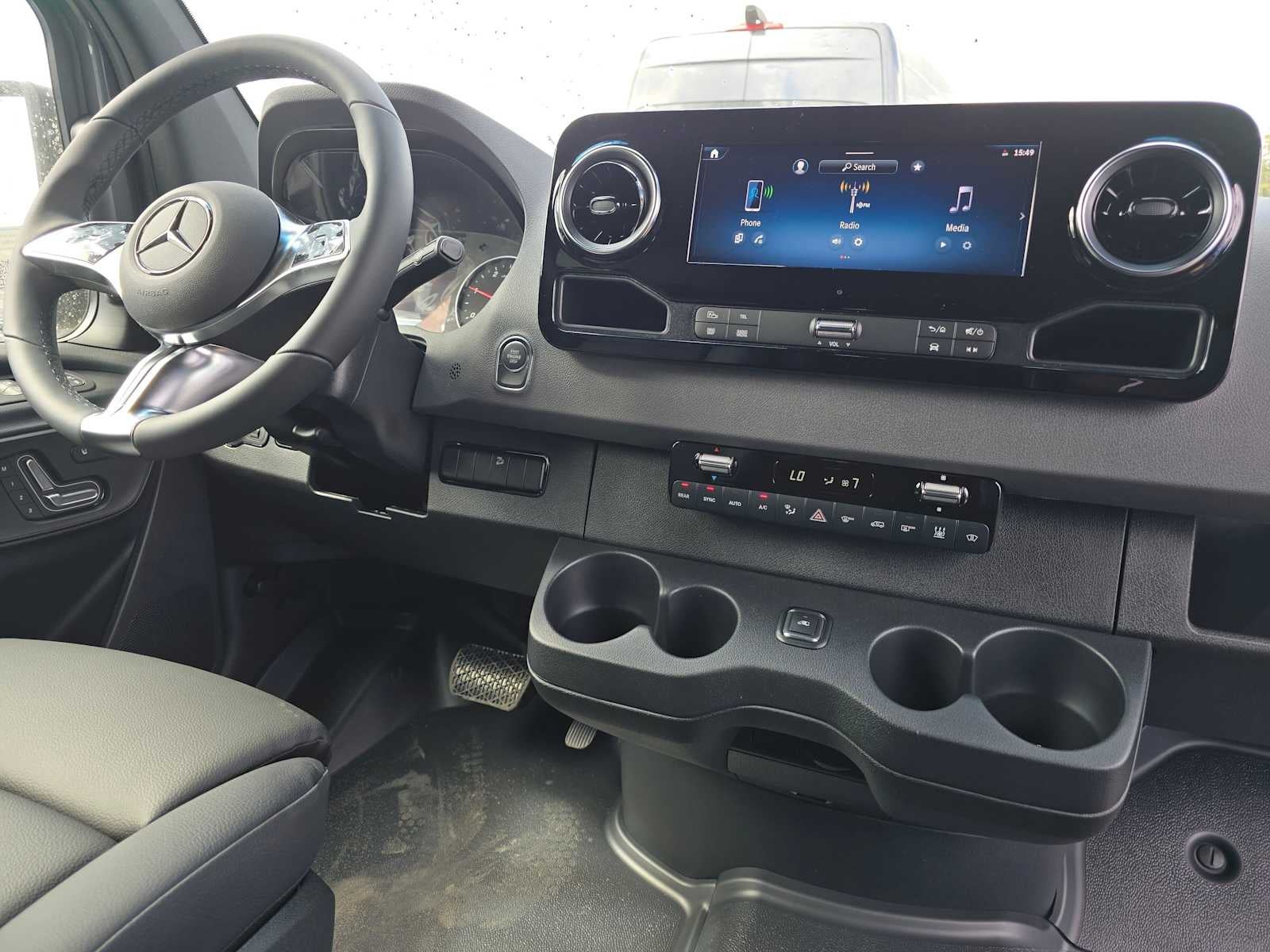 2026 Mercedes-Benz Sprinter Passenger Van 2500 Standard Roof I4 Diesel HO 144 AWD