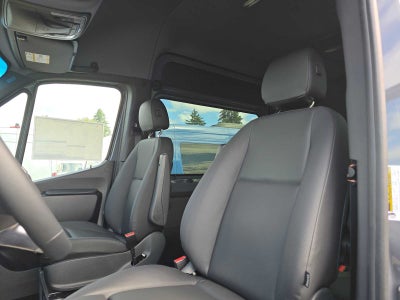 2026 Mercedes-Benz Sprinter Passenger Van 2500 Standard Roof I4 Diesel HO 144 AWD