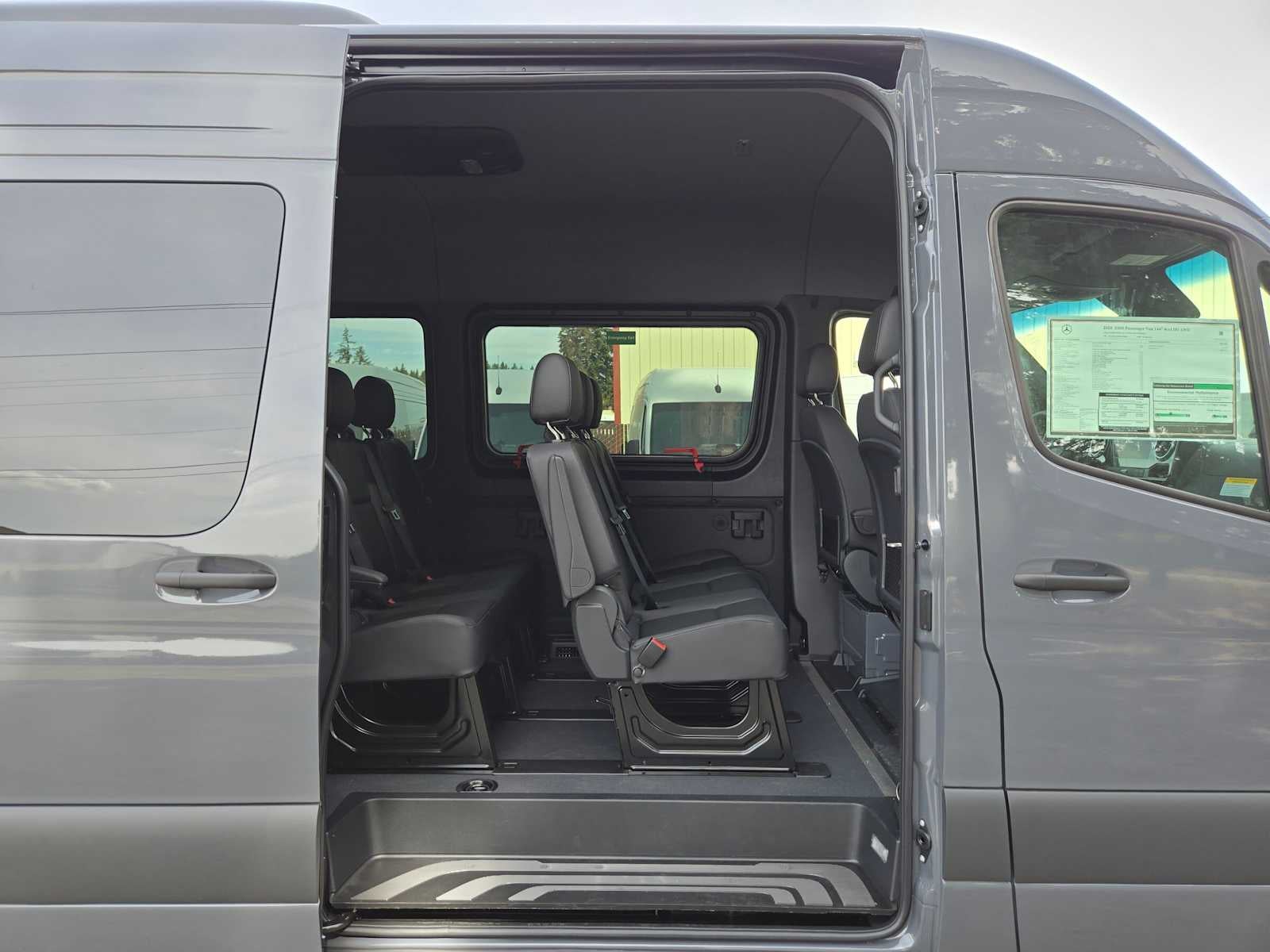 2026 Mercedes-Benz Sprinter Passenger 2500 Standard Roof I4 Diesel HO 144 AWD