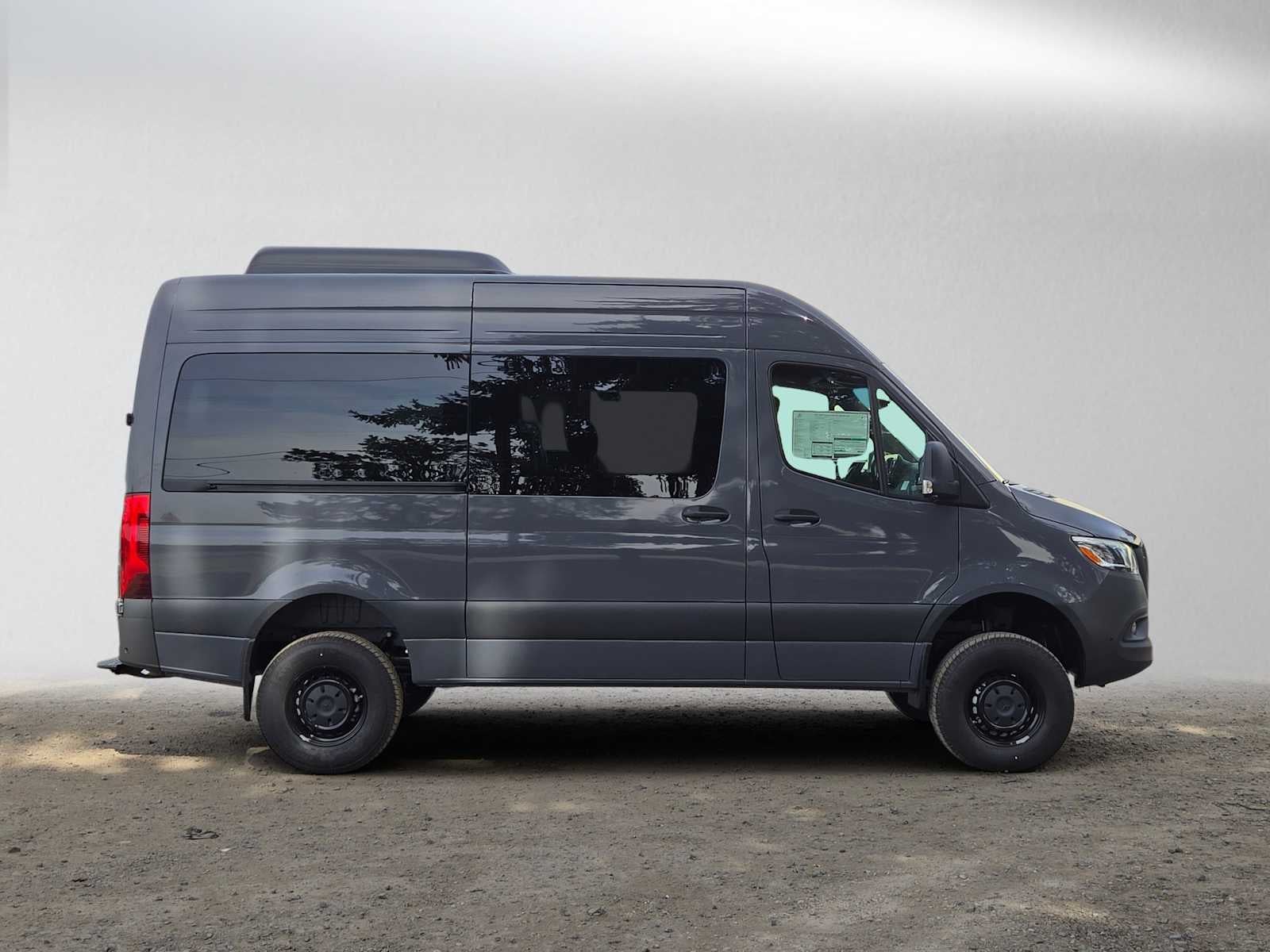 2026 Mercedes-Benz Sprinter Passenger 2500 Standard Roof I4 Diesel HO 144 AWD