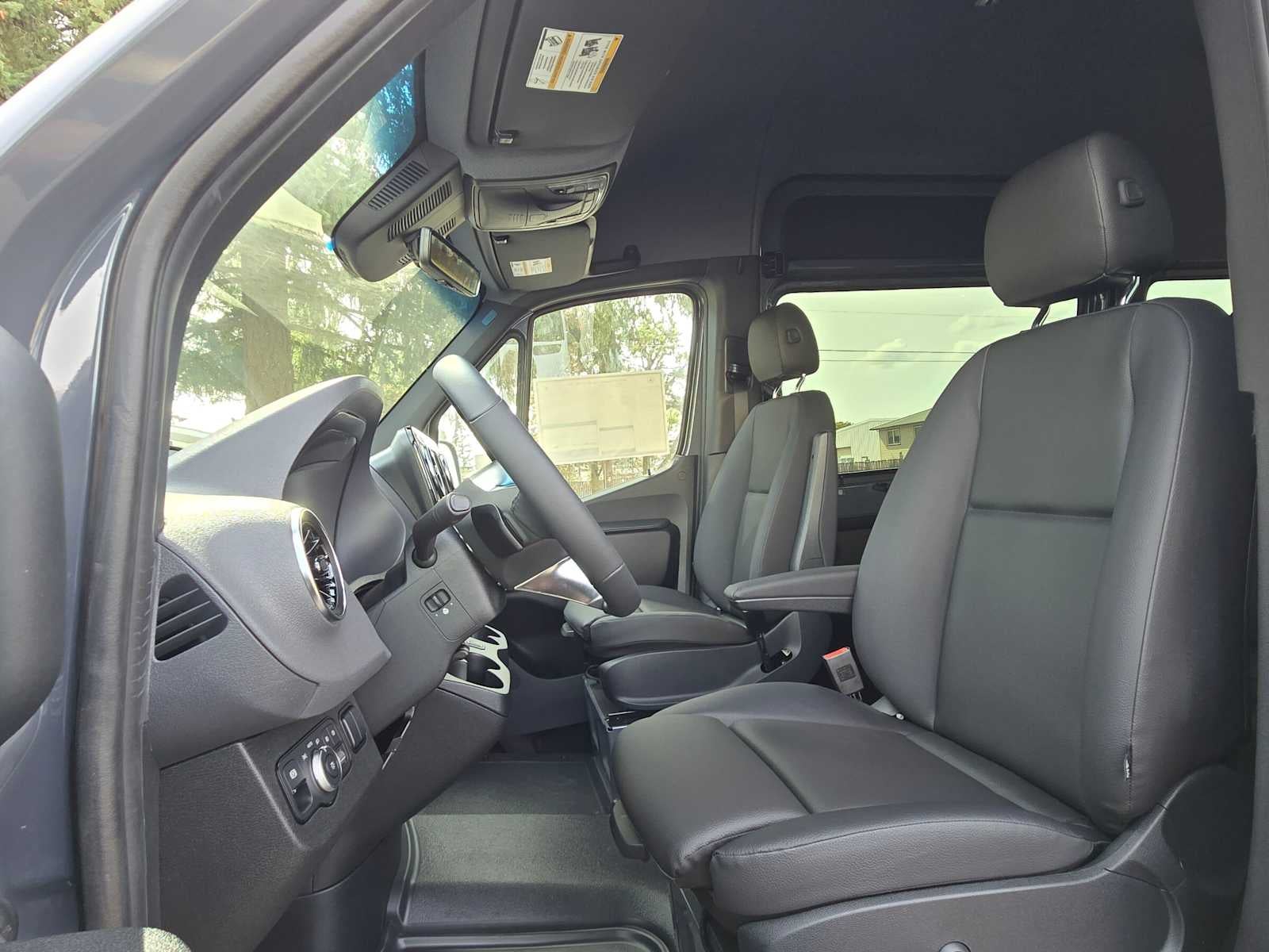 2026 Mercedes-Benz Sprinter Passenger 2500 Standard Roof I4 Diesel HO 144 AWD