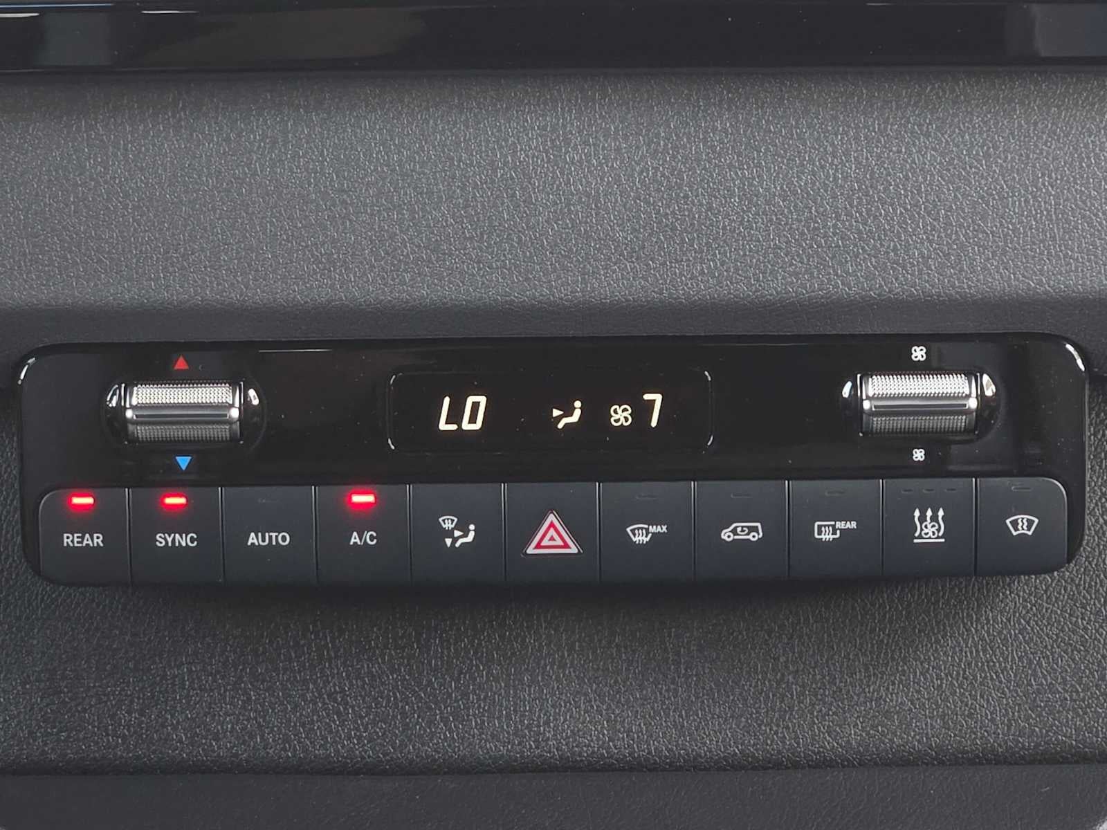 2026 Mercedes-Benz Sprinter Passenger 2500 Standard Roof I4 Diesel HO 144 AWD