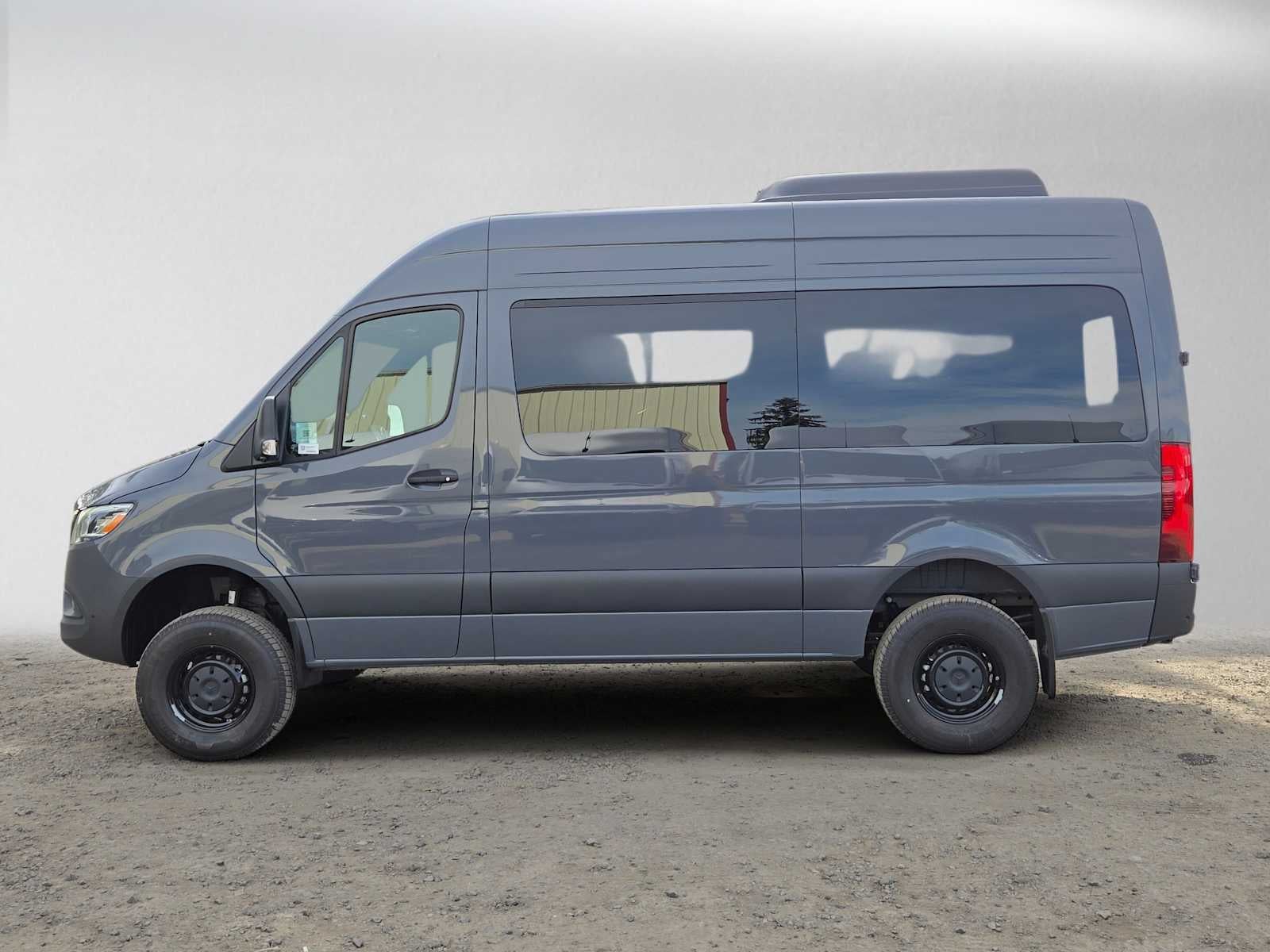 2026 Mercedes-Benz Sprinter Passenger 2500 Standard Roof I4 Diesel HO 144 AWD