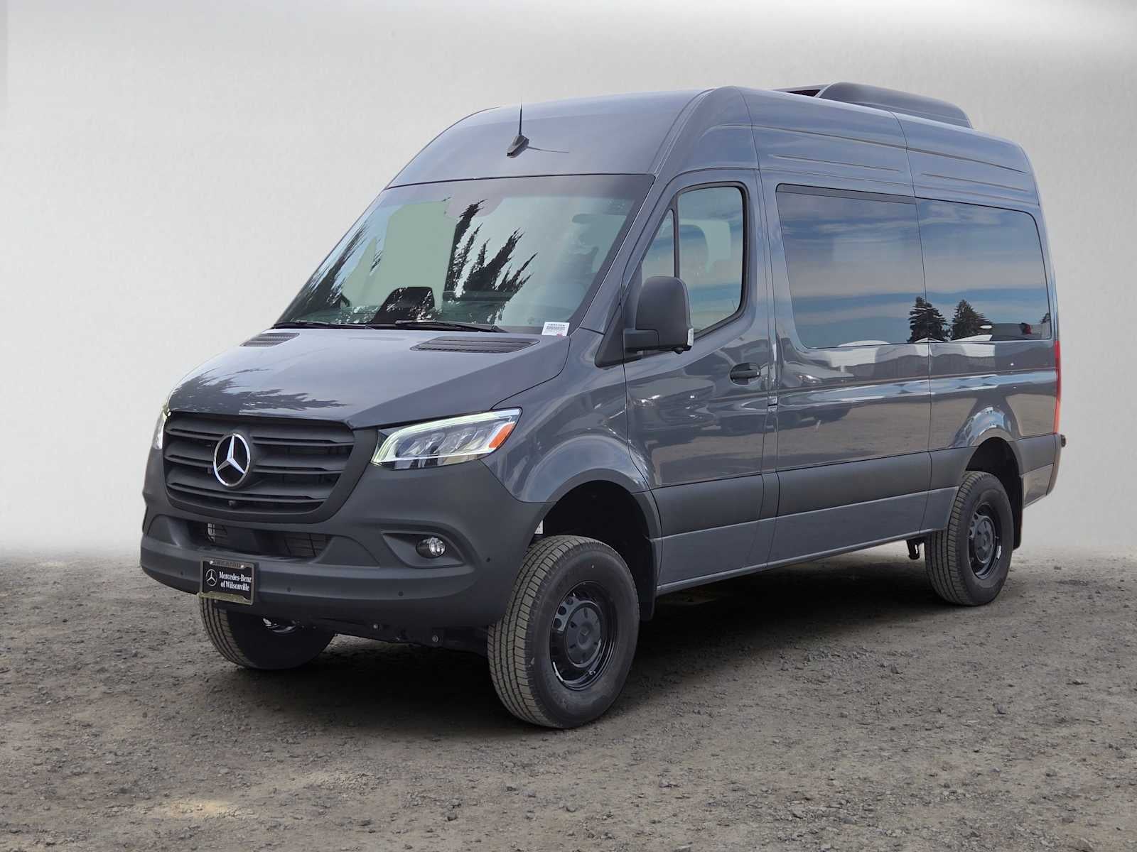 2026 Mercedes-Benz Sprinter Passenger 2500 Standard Roof I4 Diesel HO 144 AWD