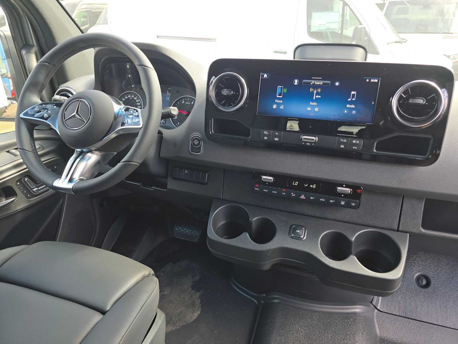 2026 Mercedes-Benz Sprinter Passenger Van 2500 Standard Roof I4 Diesel HO 144 AWD