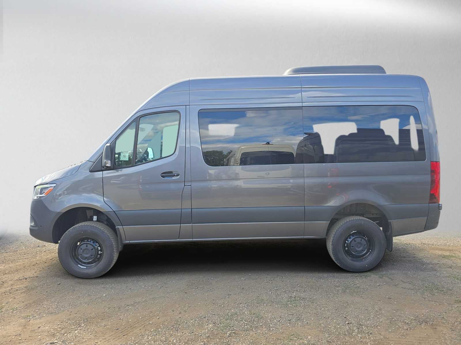 2026 Mercedes-Benz Sprinter Passenger Van 2500 Standard Roof I4 Diesel HO 144 AWD