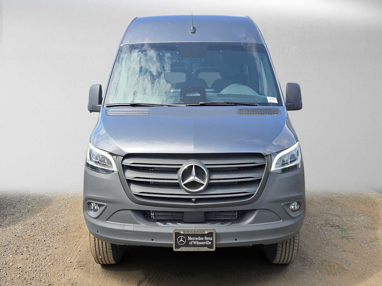 2026 Mercedes-Benz Sprinter Passenger Van 2500 Standard Roof I4 Diesel HO 144 AWD
