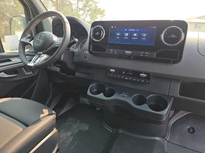 2026 Mercedes-Benz Sprinter Passenger Van 2500 Standard Roof I4 Diesel HO 144 AWD