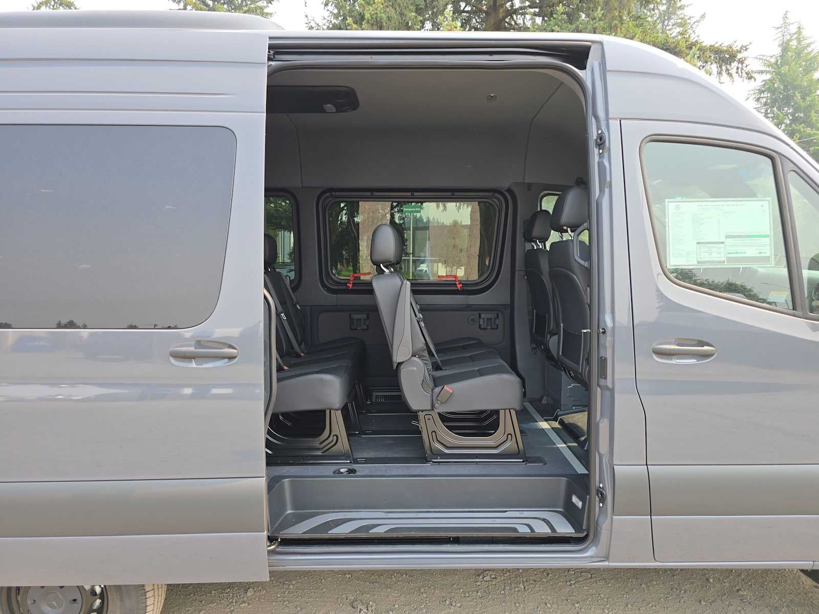 2026 Mercedes-Benz Sprinter Passenger Van 2500 Standard Roof I4 Diesel HO 144 AWD