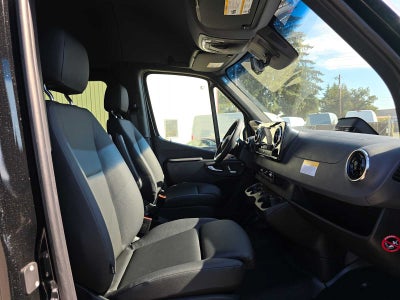 2026 Mercedes-Benz Sprinter Passenger 2500 Standard Roof I4 Diesel HO 144 AWD