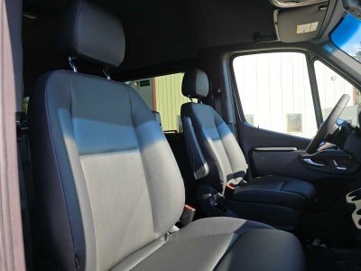 2026 Mercedes-Benz Sprinter Passenger 2500 Standard Roof I4 Diesel HO 144 AWD