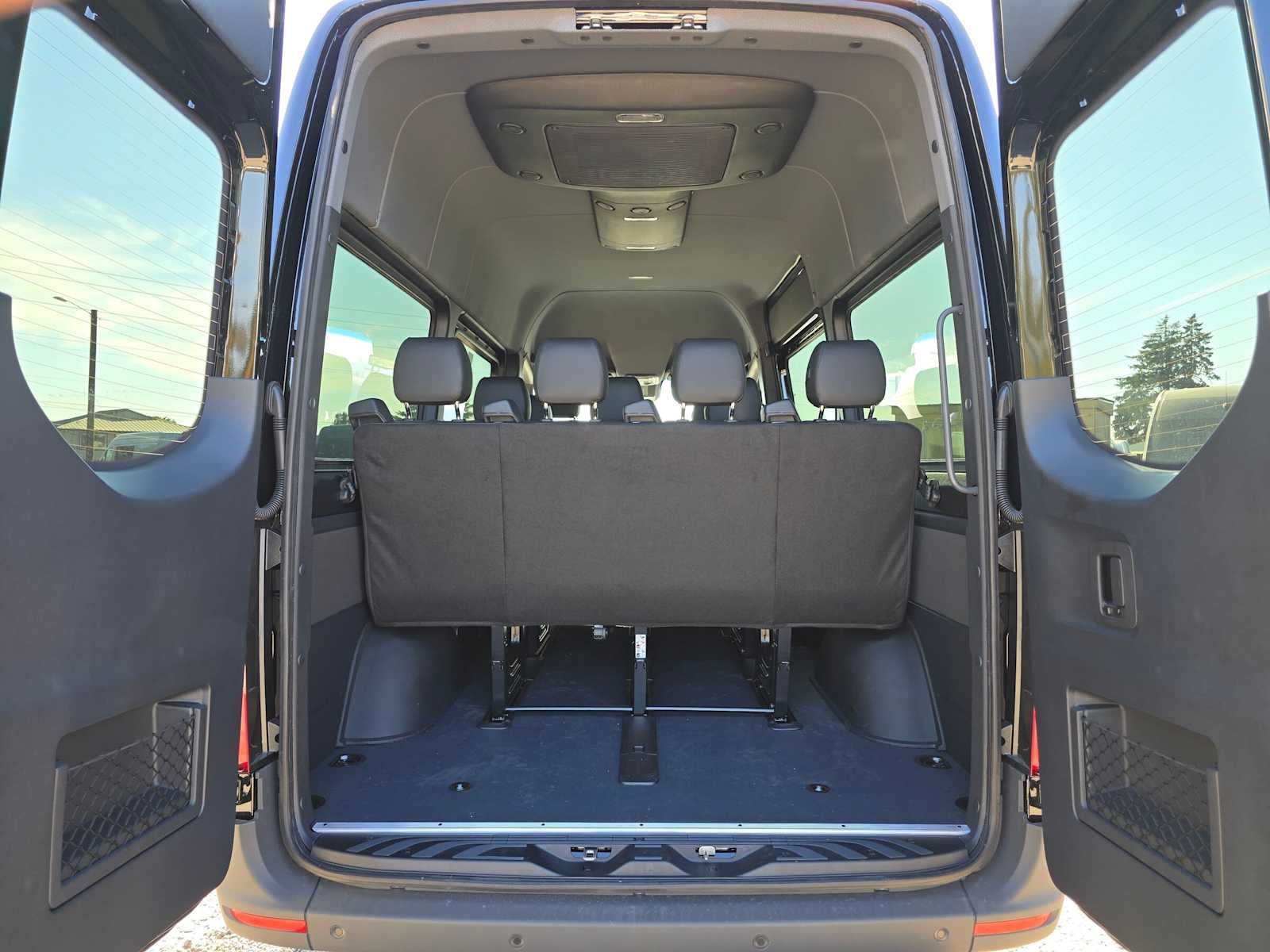 2026 Mercedes-Benz Sprinter Passenger 2500 Standard Roof I4 Diesel HO 144 AWD