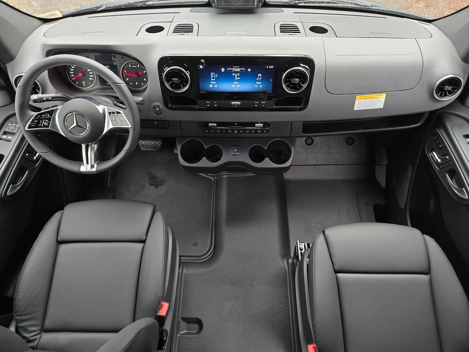 2026 Mercedes-Benz Sprinter Passenger 2500 Standard Roof I4 Diesel HO 144 AWD