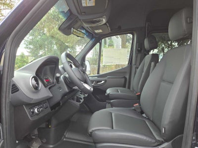 2026 Mercedes-Benz Sprinter Passenger 2500 Standard Roof I4 Diesel HO 144 AWD