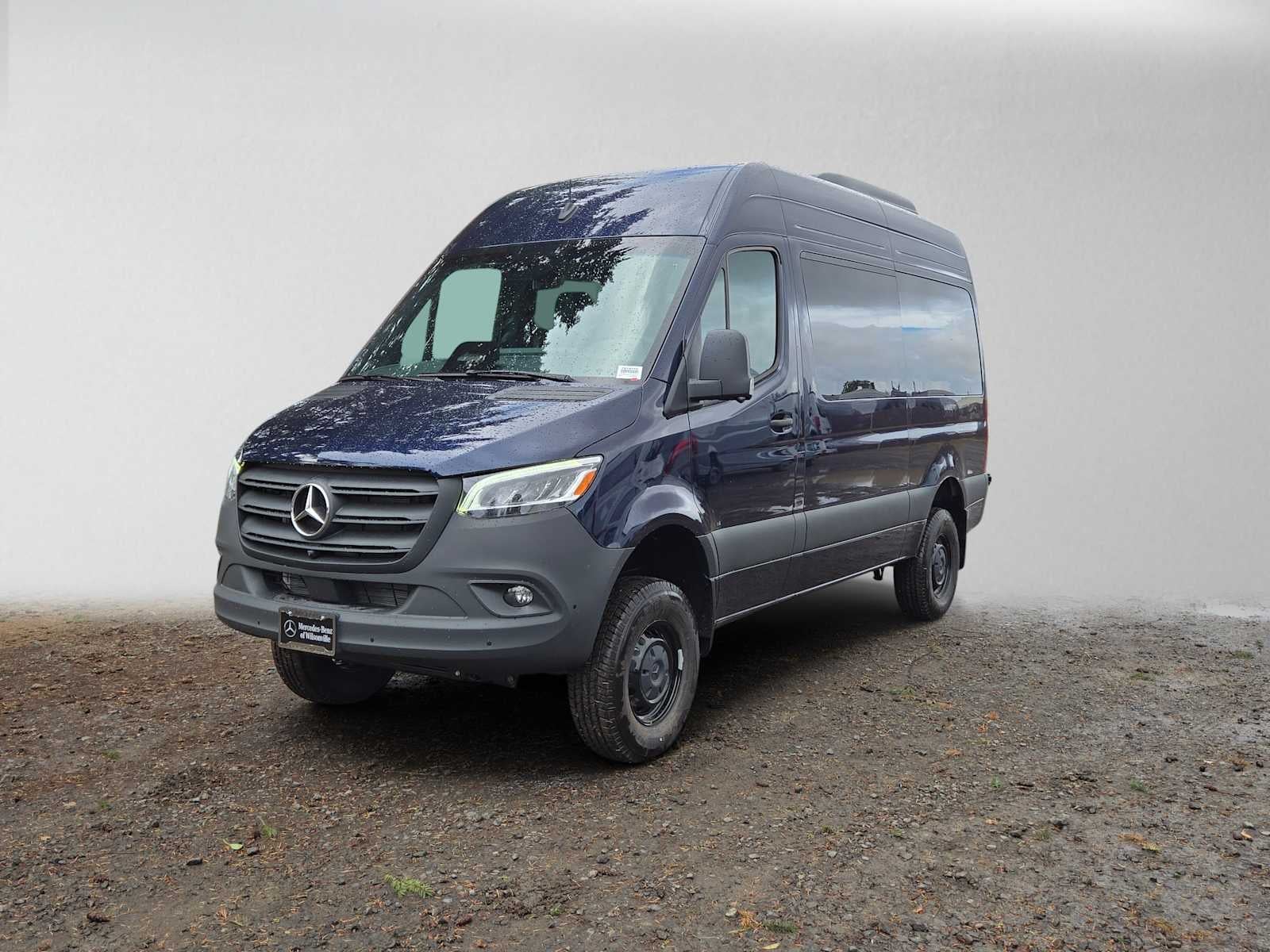 2026 Mercedes-Benz Sprinter Passenger 2500 Standard Roof I4 Diesel HO 144 AWD