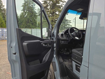 2026 Mercedes-Benz Sprinter Passenger 2500 Standard Roof I4 Diesel HO 144 AWD