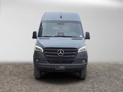 2026 Mercedes-Benz Sprinter Passenger 2500 Standard Roof I4 Diesel HO 144 AWD