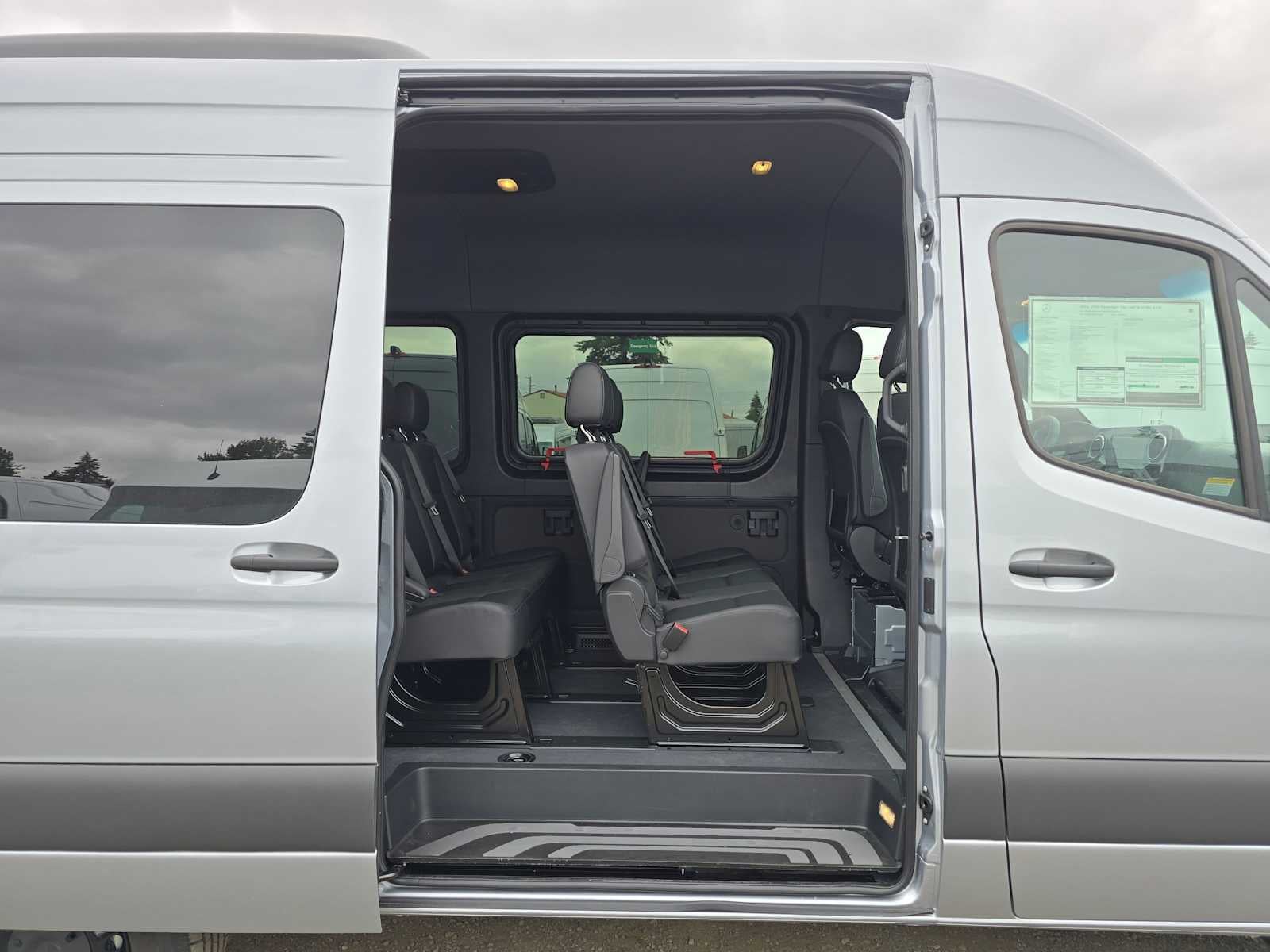 2026 Mercedes-Benz Sprinter Passenger Van 2500 Standard Roof I4 Diesel HO 144 AWD