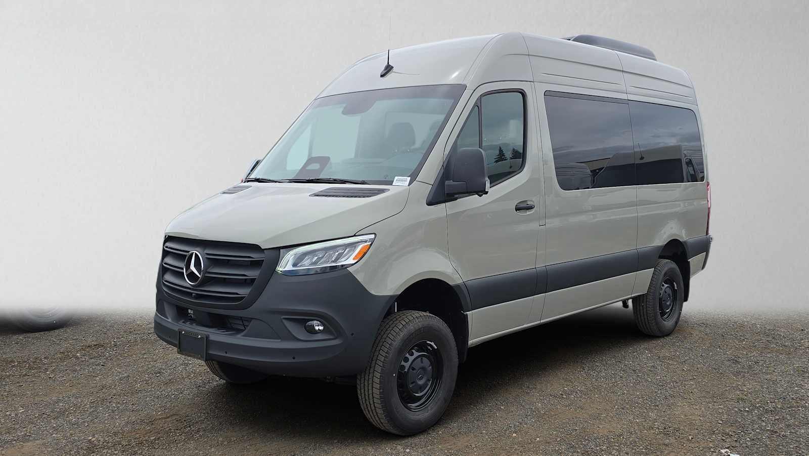 2026 Mercedes-Benz Sprinter Passenger Van 2500 Standard Roof I4 Diesel HO 144 AWD
