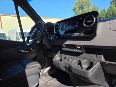 2026 Mercedes-Benz Sprinter Passenger 2500 Standard Roof I4 Diesel HO 144 AWD