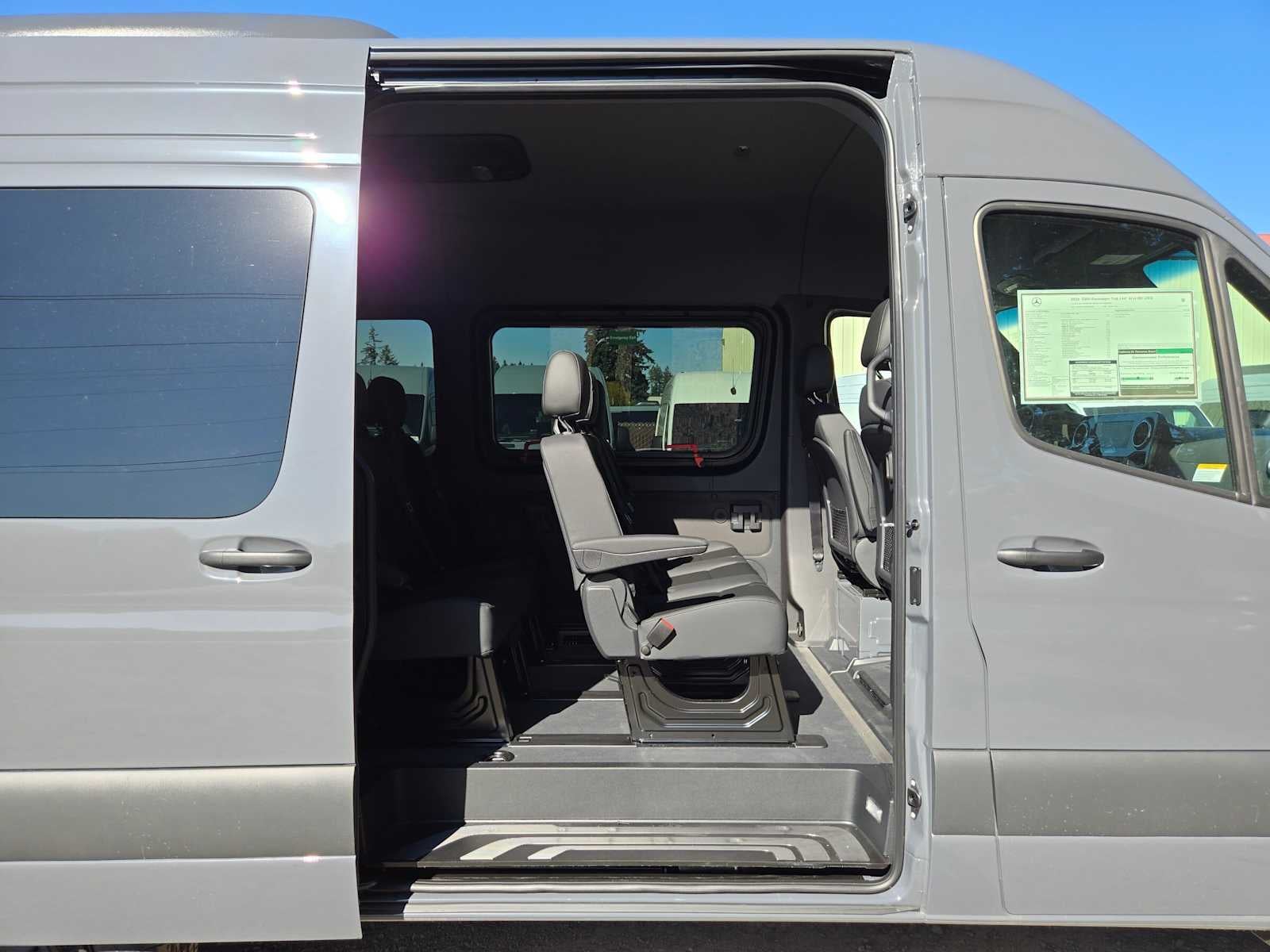2026 Mercedes-Benz Sprinter Passenger 2500 Standard Roof I4 Diesel HO 144 AWD