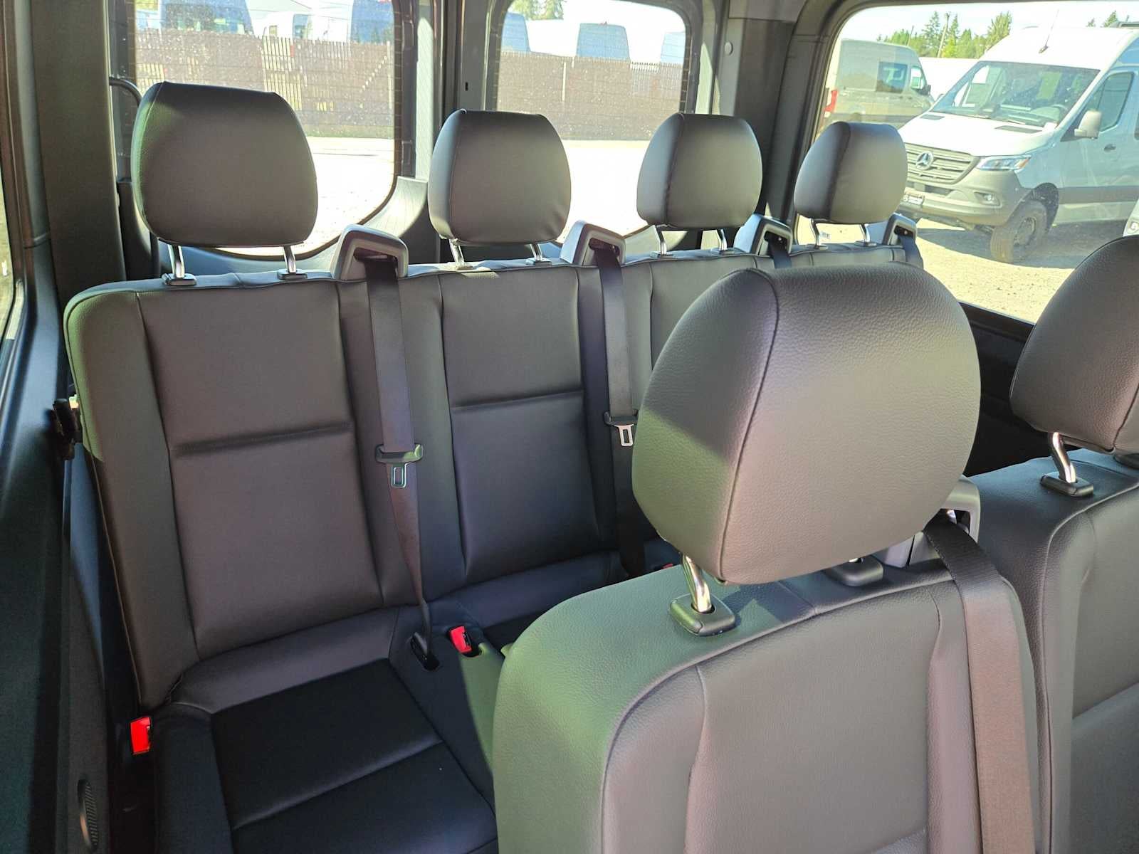 2026 Mercedes-Benz Sprinter Passenger 2500 Standard Roof I4 Diesel HO 144 AWD