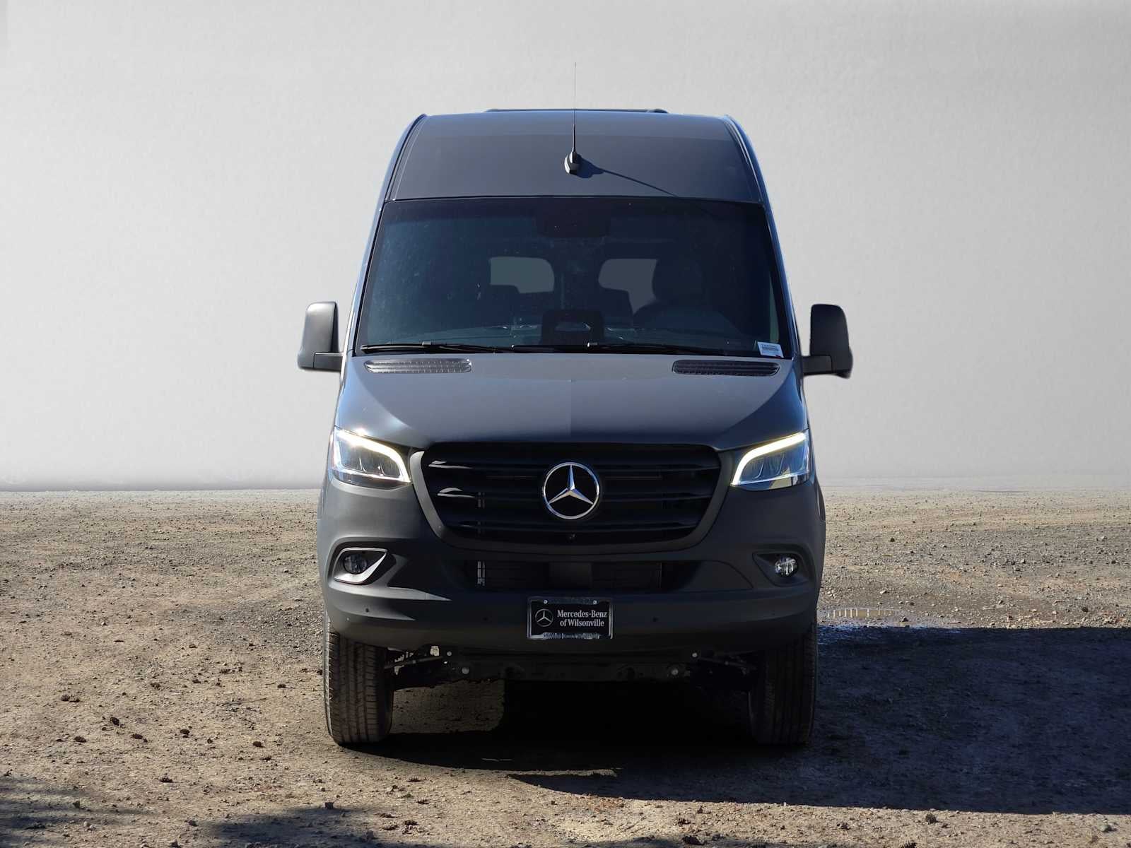 2026 Mercedes-Benz Sprinter Passenger 2500 Standard Roof I4 Diesel HO 144 AWD