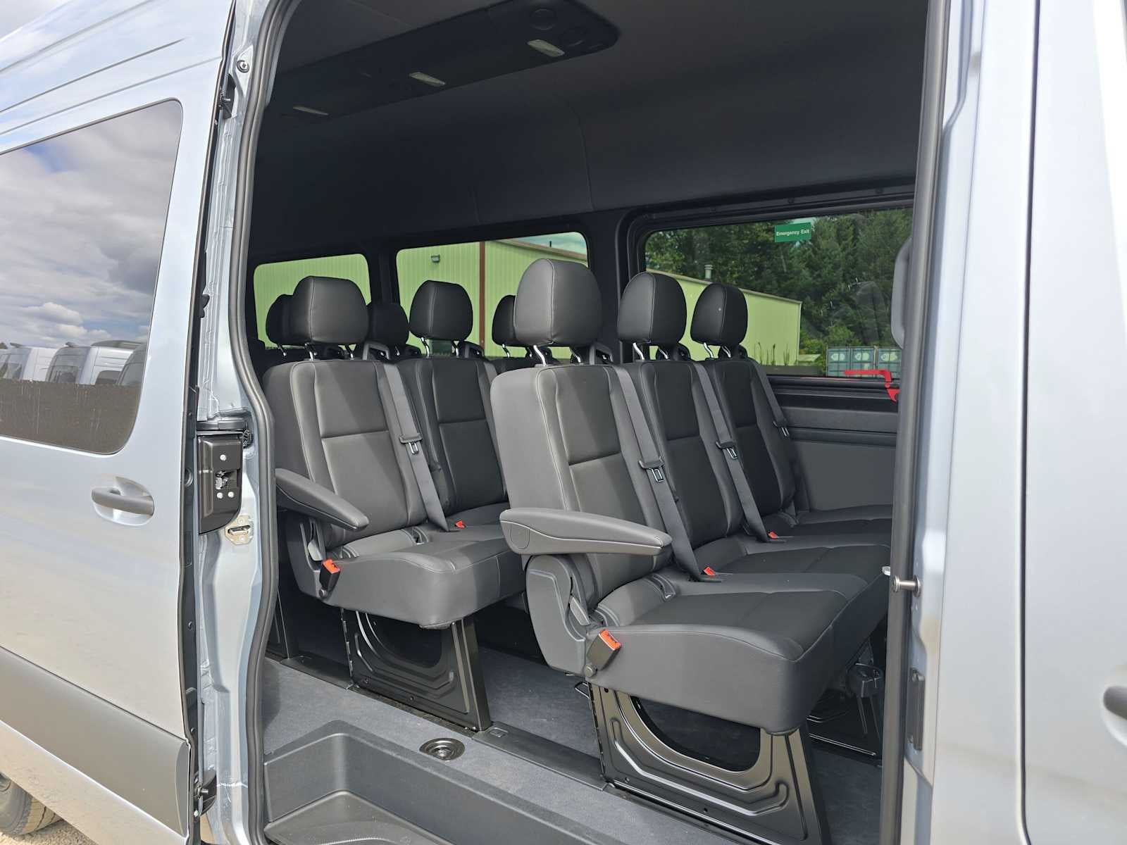2026 Mercedes-Benz Sprinter Passenger Van 2500 High Roof I4 Diesel HO 170 RWD