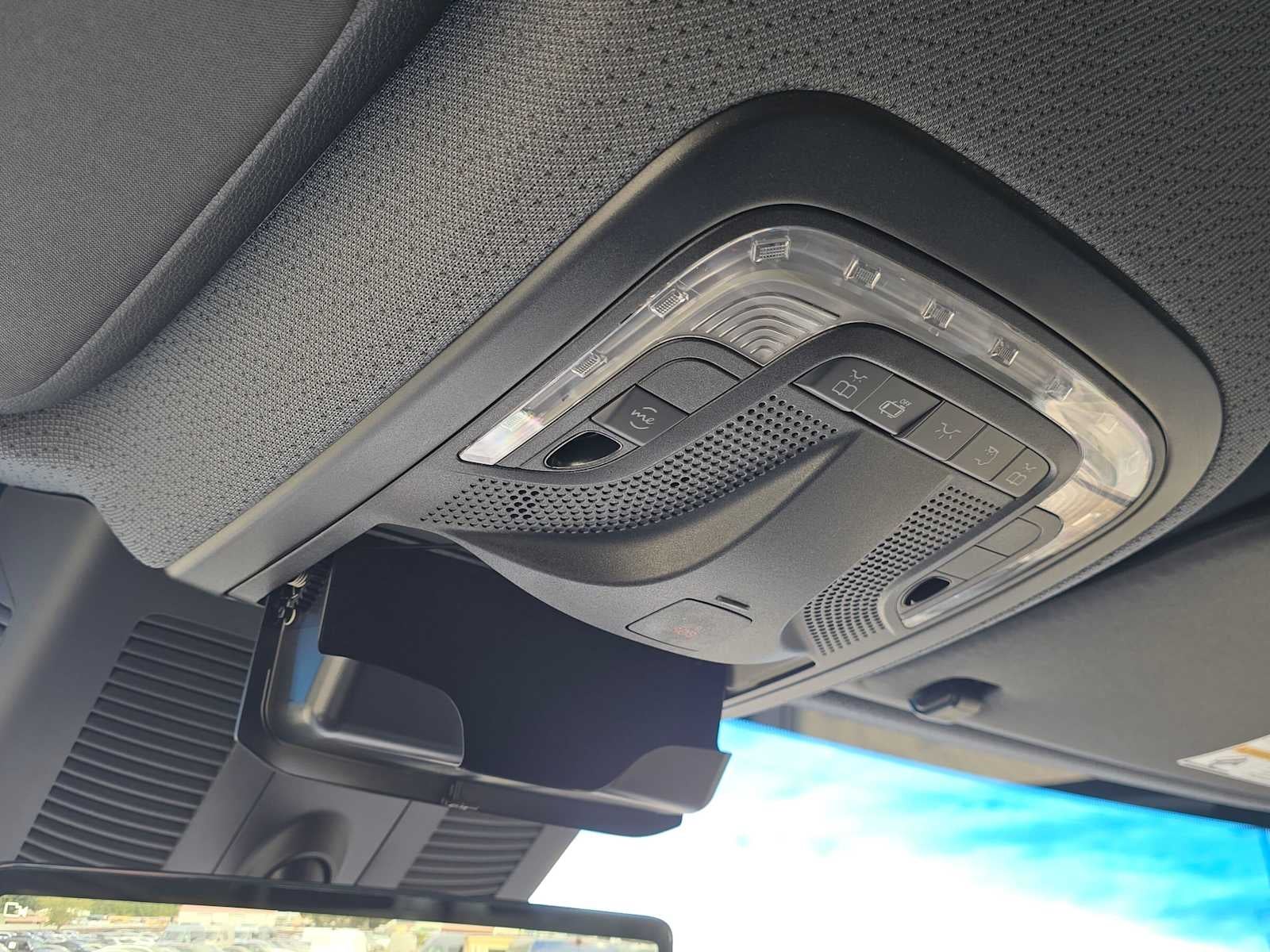 2026 Mercedes-Benz Sprinter Passenger Van 2500 High Roof I4 Diesel HO 170 RWD