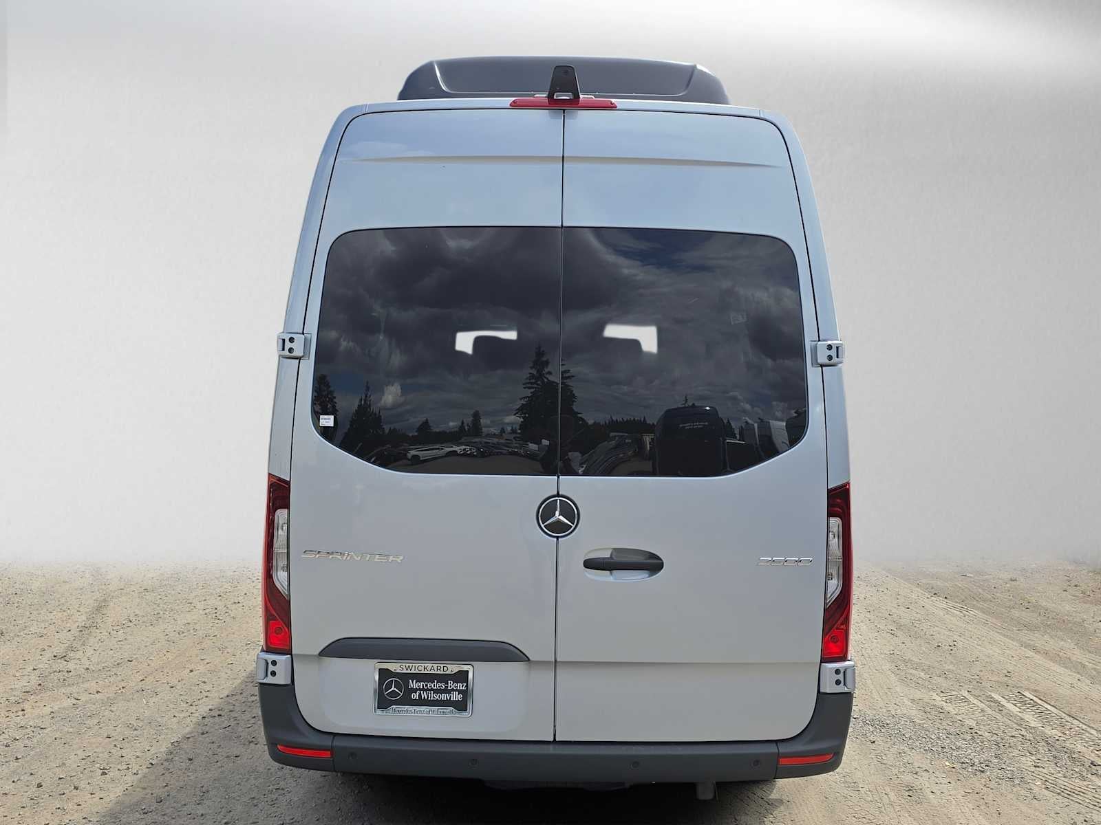 2026 Mercedes-Benz Sprinter Passenger Van 2500 High Roof I4 Diesel HO 170 RWD