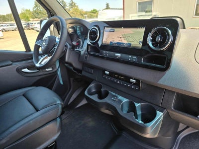 2026 Mercedes-Benz Sprinter Passenger Van 2500 High Roof I4 Diesel HO 170 RWD