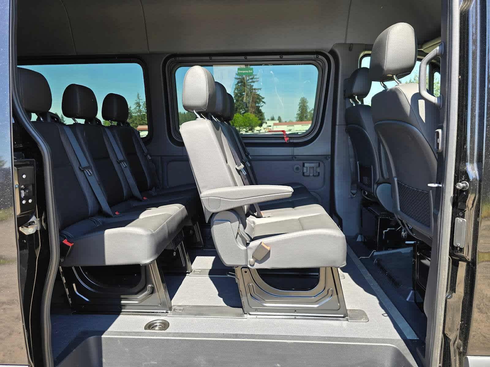 2026 Mercedes-Benz Sprinter Passenger Van 2500 High Roof I4 Diesel HO 170 RWD
