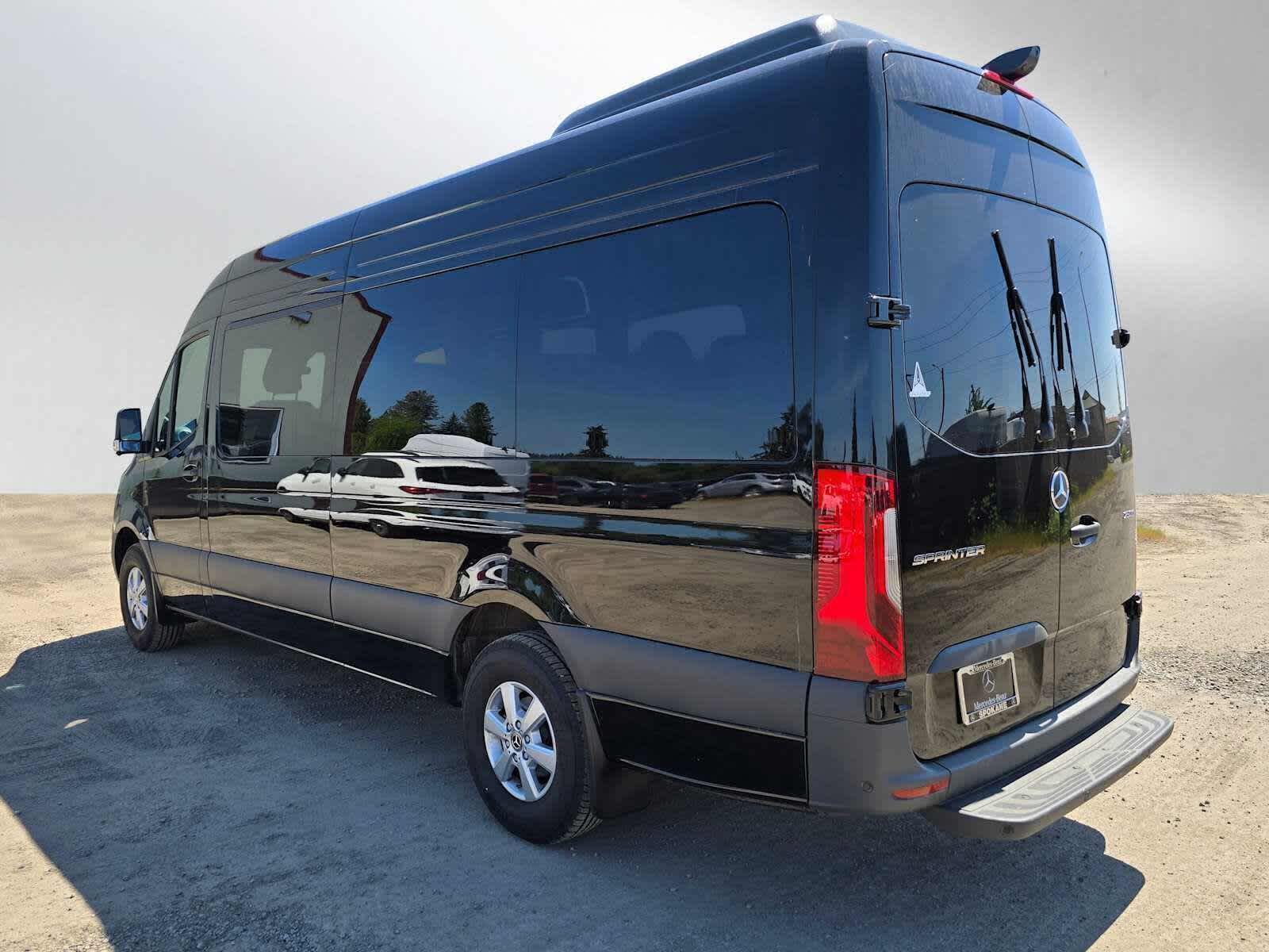 2026 Mercedes-Benz Sprinter Passenger Van 2500 High Roof I4 Diesel HO 170 RWD