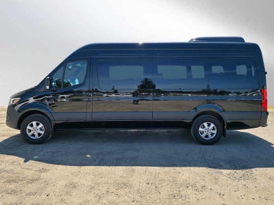 2026 Mercedes-Benz Sprinter Passenger Van 2500 High Roof I4 Diesel HO 170 RWD