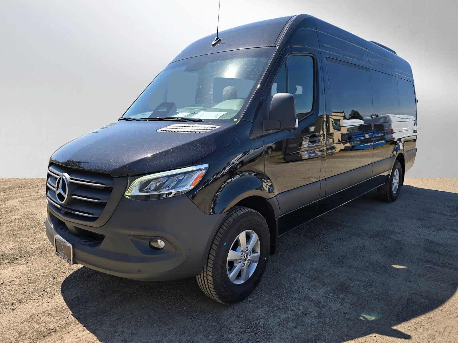 2026 Mercedes-Benz Sprinter Passenger Van 2500 High Roof I4 Diesel HO 170 RWD